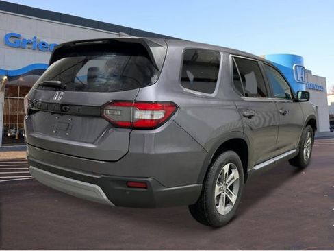 New 2025 Honda Pilot EX-L image 7