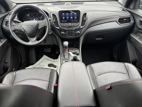 Used 2023 Chevrolet Equinox RS w/ RS Leather Package image 10