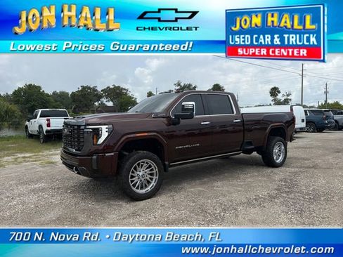 Used 2024 GMC Sierra 3500 Denali Ultimate AWD/4WD image 3