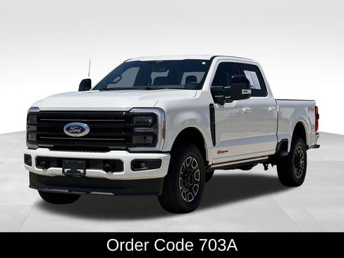 Used 2026 Ford F250 Platinum AWD/4WD image 5