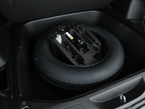 Used 2022 Jeep Grand Cherokee Limited image 18