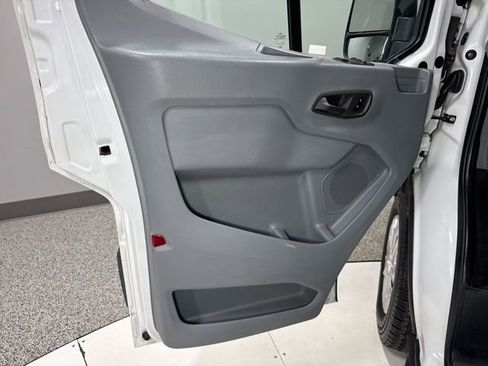 Used 2016 Ford Transit 350 XLT RWD image 7