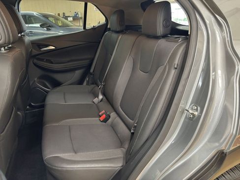 Used 2025 Buick Encore GX Preferred FWD image 37
