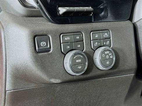 New 2026 Chevrolet Silverado 2500 ZR2 image 12