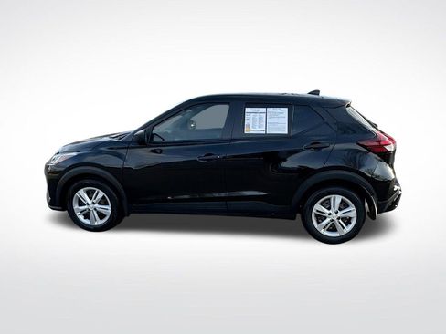 Used 2023 Nissan Kicks S image 4