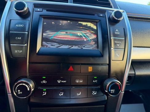 Used 2016 Toyota Camry SE FWD image 89