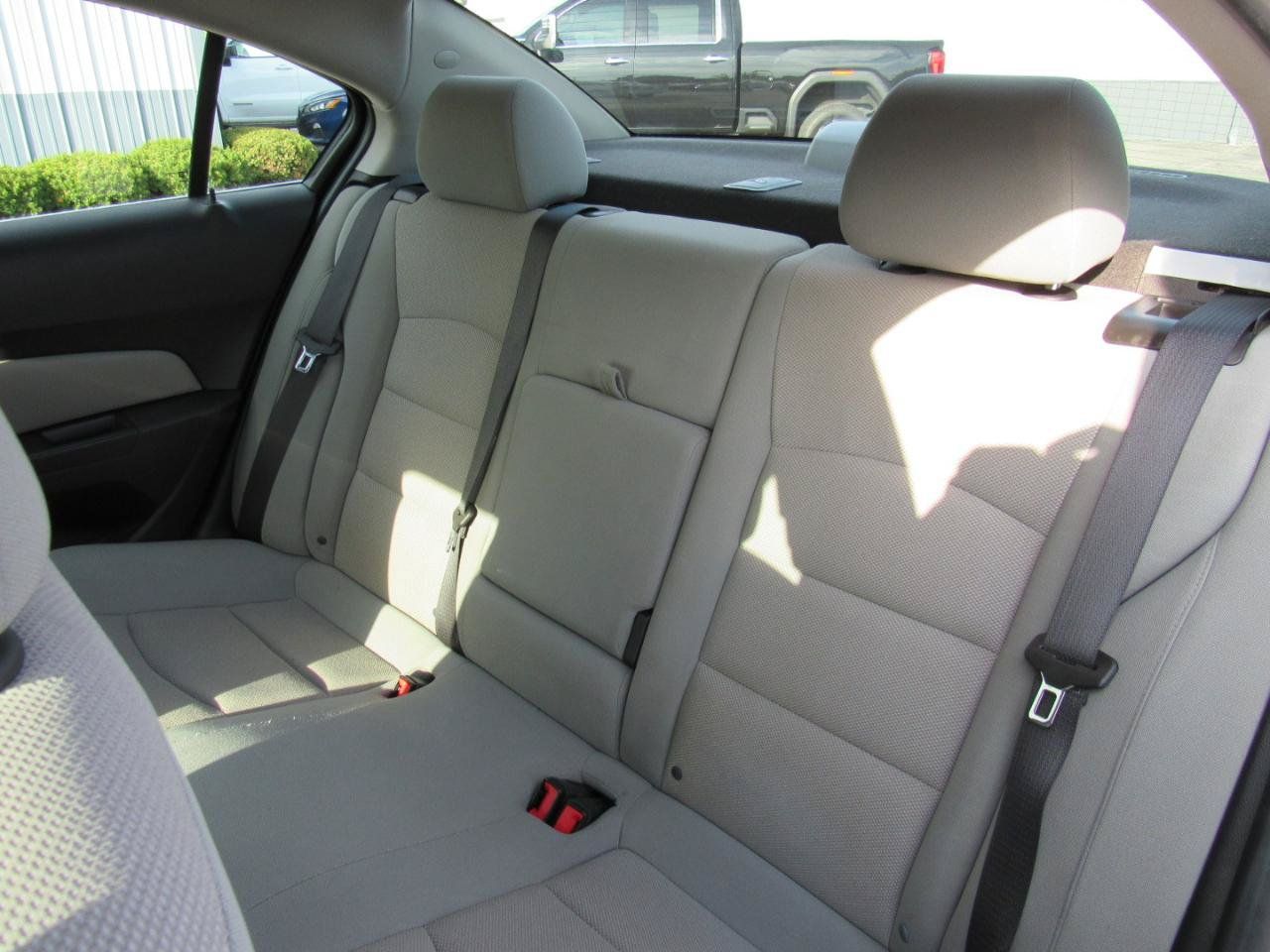 Used 2016 Chevrolet Cruze LT FWD image 33