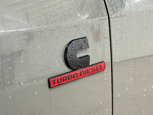 New 2026 RAM 3500 Limited AWD/4WD image 17