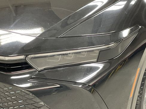 Used 2024 Toyota Crown Limited image 6