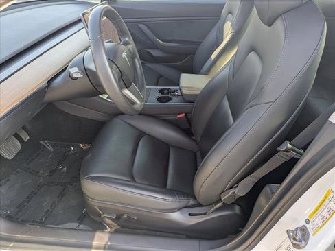 Used 2020 Tesla Model 3 Performance image 16