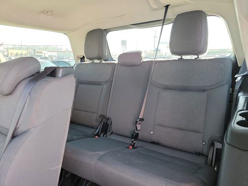 Used 2025 Ford Expedition Active image 9