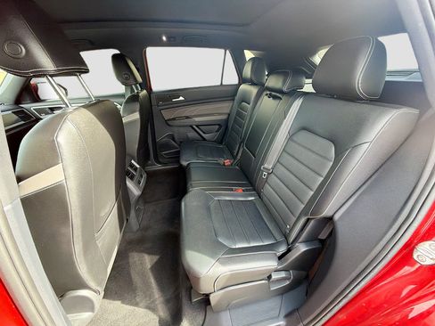 Used 2023 Volkswagen Atlas Cross Sport SEL Premium R-Line AWD/4WD image 30