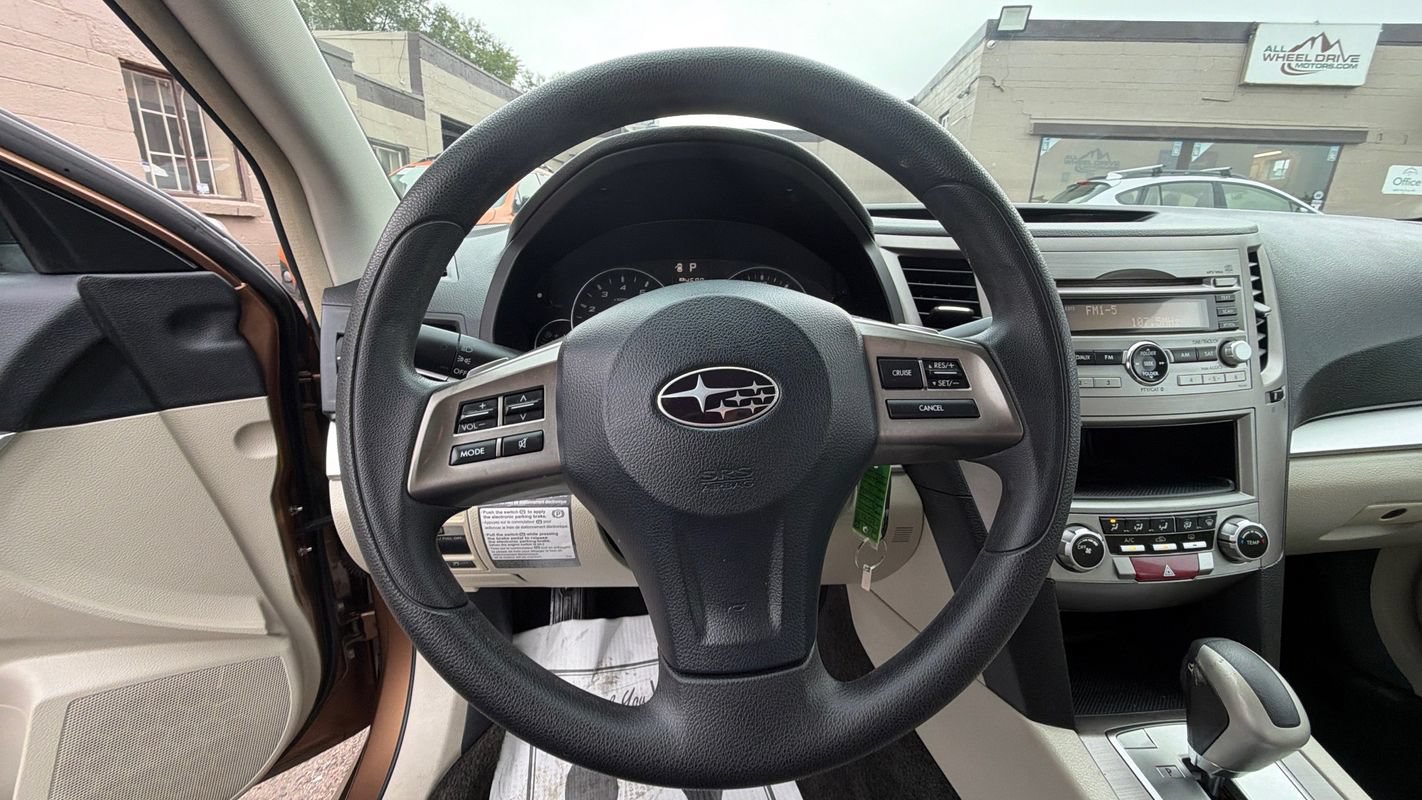 Used 2012 Subaru Legacy 2.5i AWD/4WD image 15