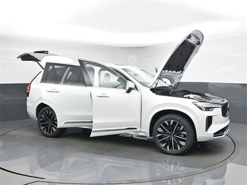 New 2026 Volvo XC90 T8 Ultra image 54