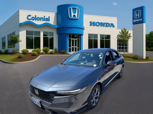 Used 2024 Honda Accord EX-L image 2