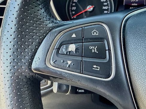 Used 2017 Mercedes-Benz GLC 300 image 35