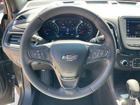 Certified 2023 Chevrolet Equinox RS FWD image 14