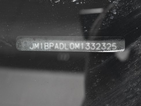 Used 2021 MAZDA MAZDA3 s image 30