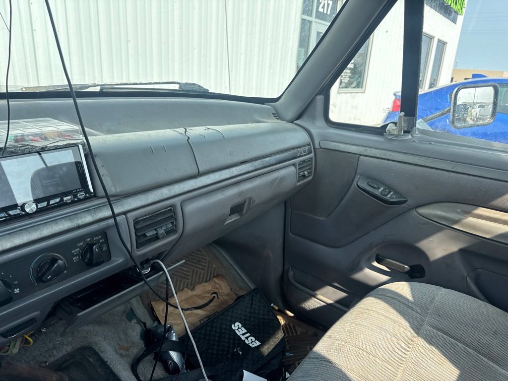 Used 1995 Ford F150 4x4 Regular Cab image 21