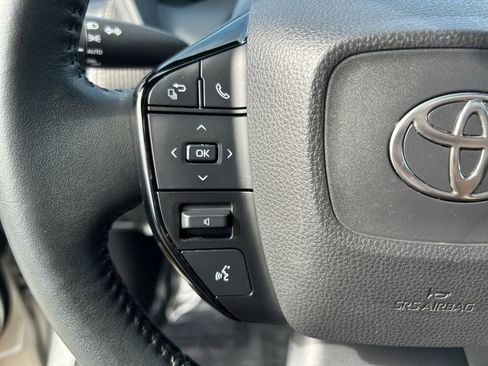 Used 2024 Toyota bZ4X XLE w/ Weather Package image 17