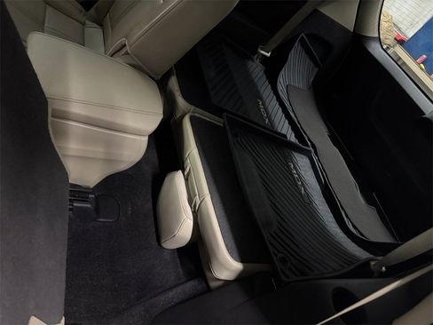 Used 2017 Acura MDX SH-AWD w/ Advance Package image 15