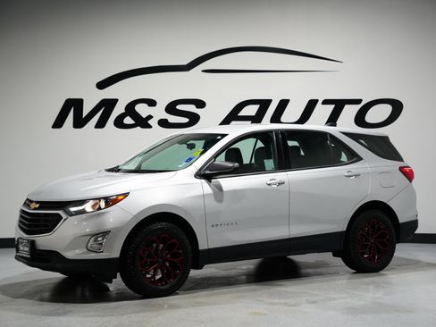 Used 2018 Chevrolet Equinox LS image 4