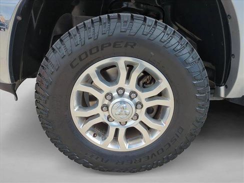 Used 2017 RAM 2500 Laramie AWD/4WD image 24