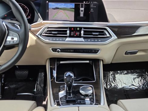 Used 2019 BMW X5 xDrive40i w/ Convenience Package AWD/4WD image 14