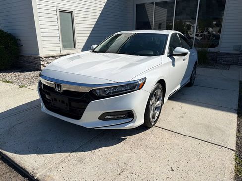 Used 2019 Honda Accord EX-L image 2
