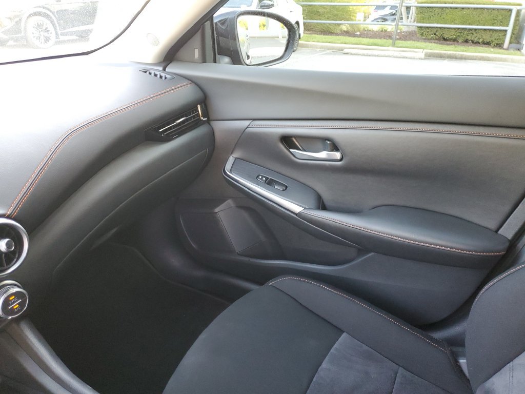 Certified 2023 Nissan Sentra SR w/ Trunk Package FWD image 34
