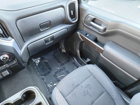 Used 2019 GMC Sierra 1500 SLE image 13