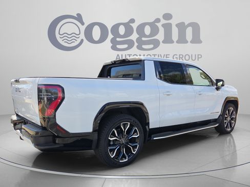 New 2025 GMC Sierra EV Denali AWD/4WD image 5