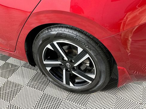Certified 2024 Nissan Sentra SV FWD image 37