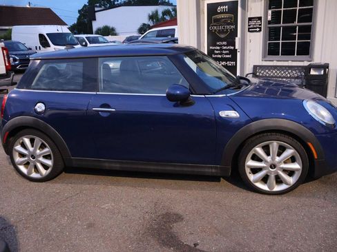 Used 2015 MINI Cooper S FWD image 4