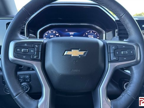 Certified 2025 Chevrolet Silverado 1500 LTZ AWD/4WD image 27