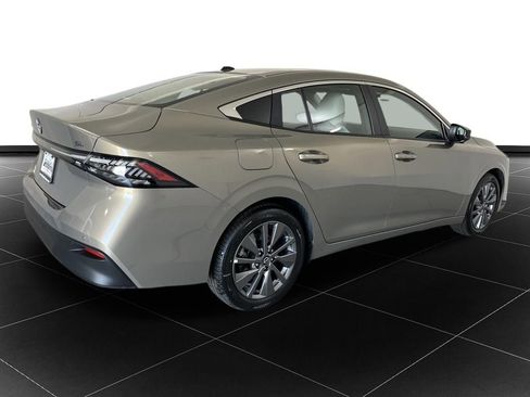 New 2026 Nissan Sentra SL w/ Floor Mat Package FWD image 5