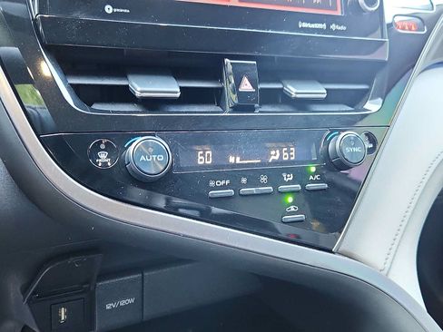 Used 2024 Toyota Camry XSE FWD image 15