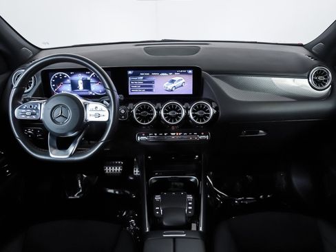 Certified 2022 Mercedes-Benz GLA 250 image 10