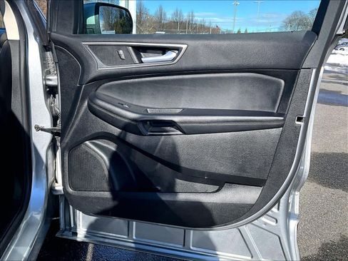 Used 2024 Ford Edge SEL image 12