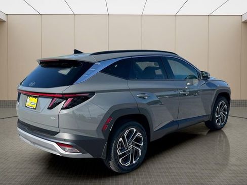 New 2026 Hyundai Tucson Limited AWD/4WD image 3
