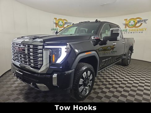 Certified 2025 GMC Sierra 3500 Denali w/ Denali Reserve Package image 3