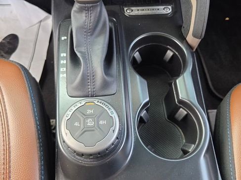 Certified 2024 Ford Bronco Outer Banks image 19