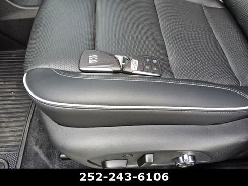 Used 2026 Buick Enclave Avenir w/ Super Cruise Package FWD image 13