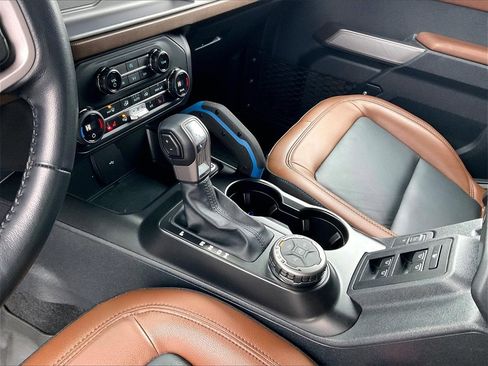 Used 2023 Ford Bronco Outer Banks image 19