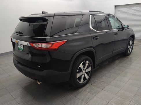 Used 2018 Chevrolet Traverse LT w/ LPO, Floor Liner Package FWD image 9