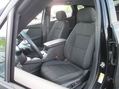 Used 2019 Chevrolet Blazer LT FWD image 17