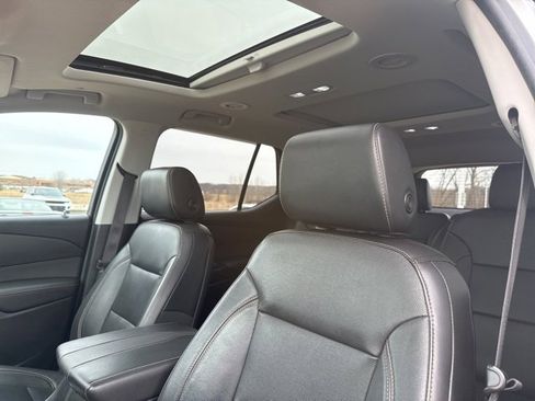 Used 2019 Chevrolet Traverse Premier w/ Redline Edition image 16