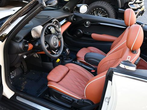 Used 2021 MINI Cooper S image 14