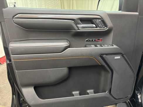 Used 2024 GMC Sierra 1500 AT4 w/ AT4 Carbonpro Edition AWD/4WD image 16