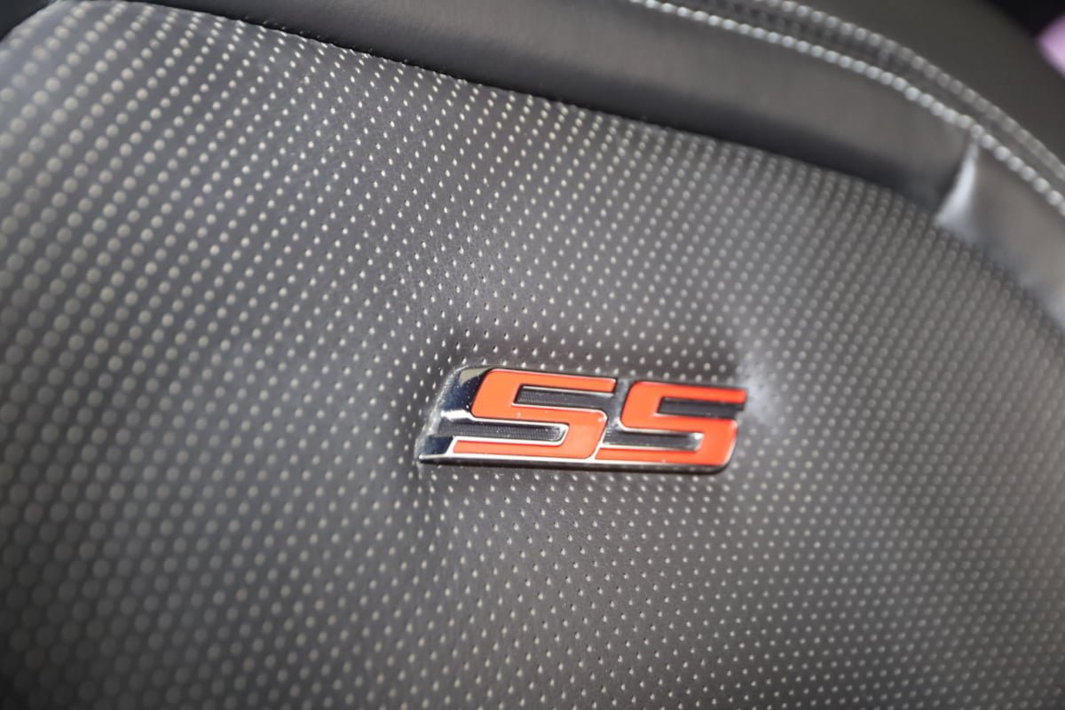 Used 2020 Chevrolet Camaro SS RWD image 15